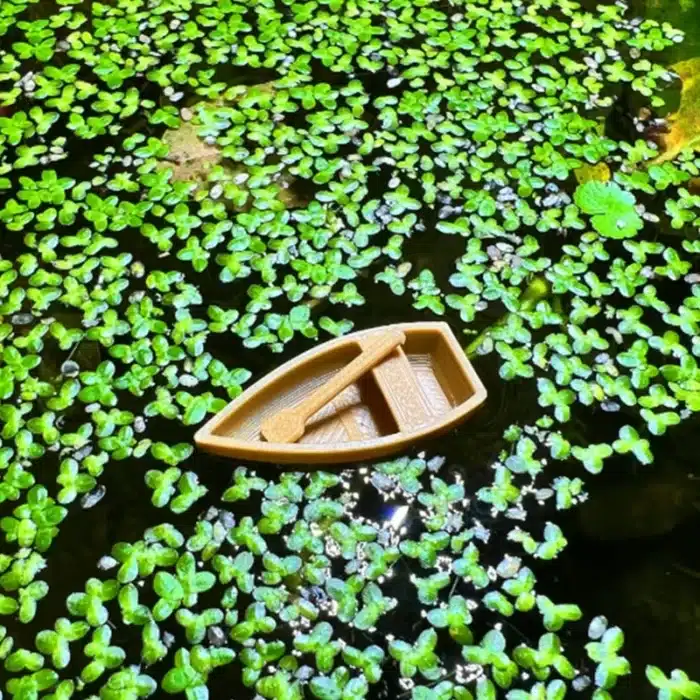 Mini bateau à rames pour aquarium 1