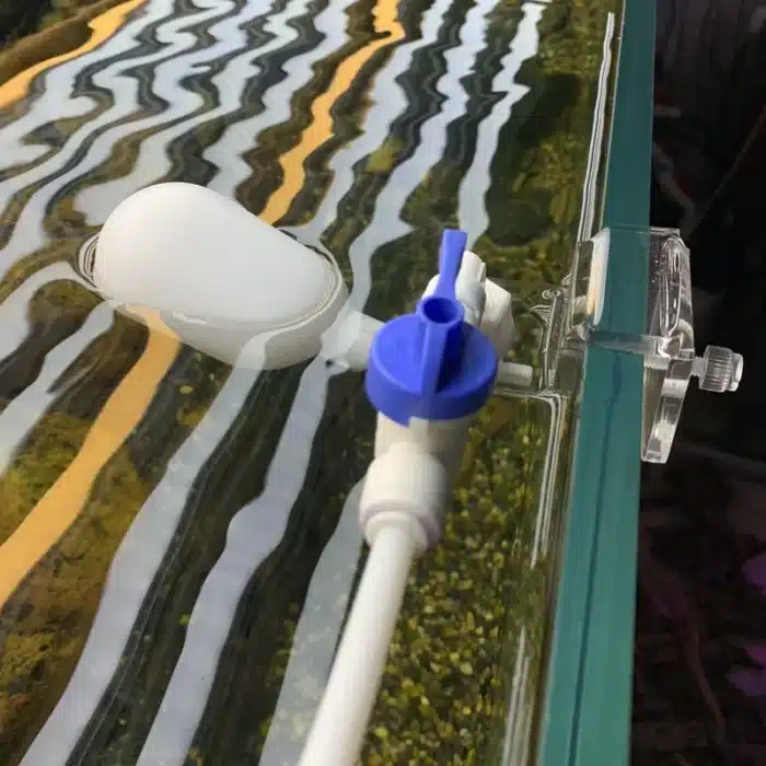 systeme-remplissage-automatique-aquarium-poisson
